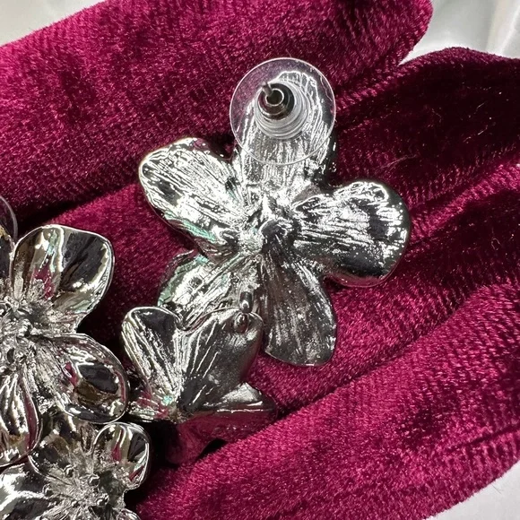 ZARA Super Silver Floral earrings - Picture 9 of 14